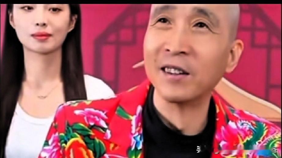 演员韩兆以演《杨光的快乐生活》中的条子一角而出名，我文中还是用条子来称呼他。