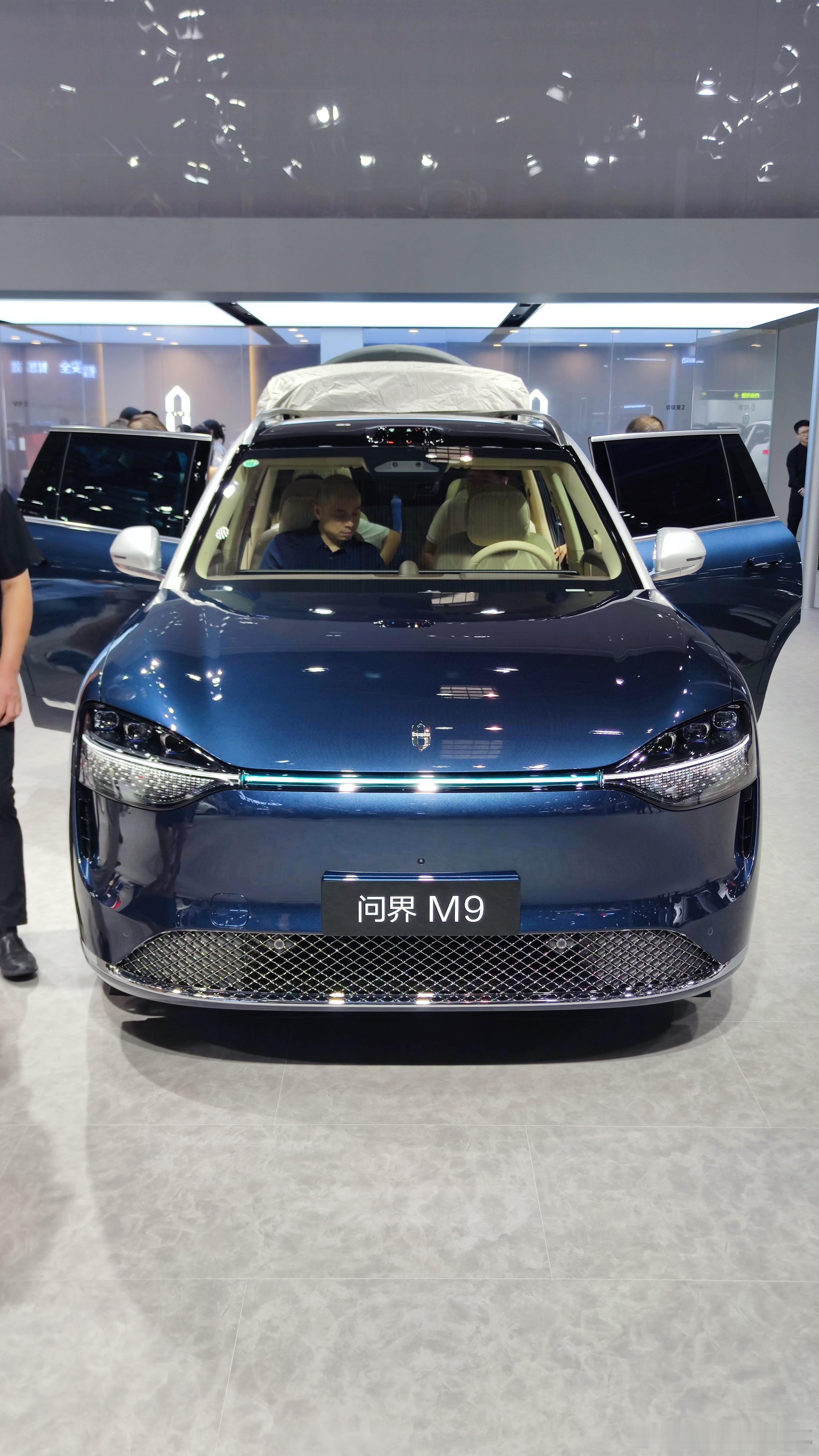#赛力斯汽车##问界m9#2020年:东风小康，市值不足400亿，破产边缘挣扎。2021-2025年