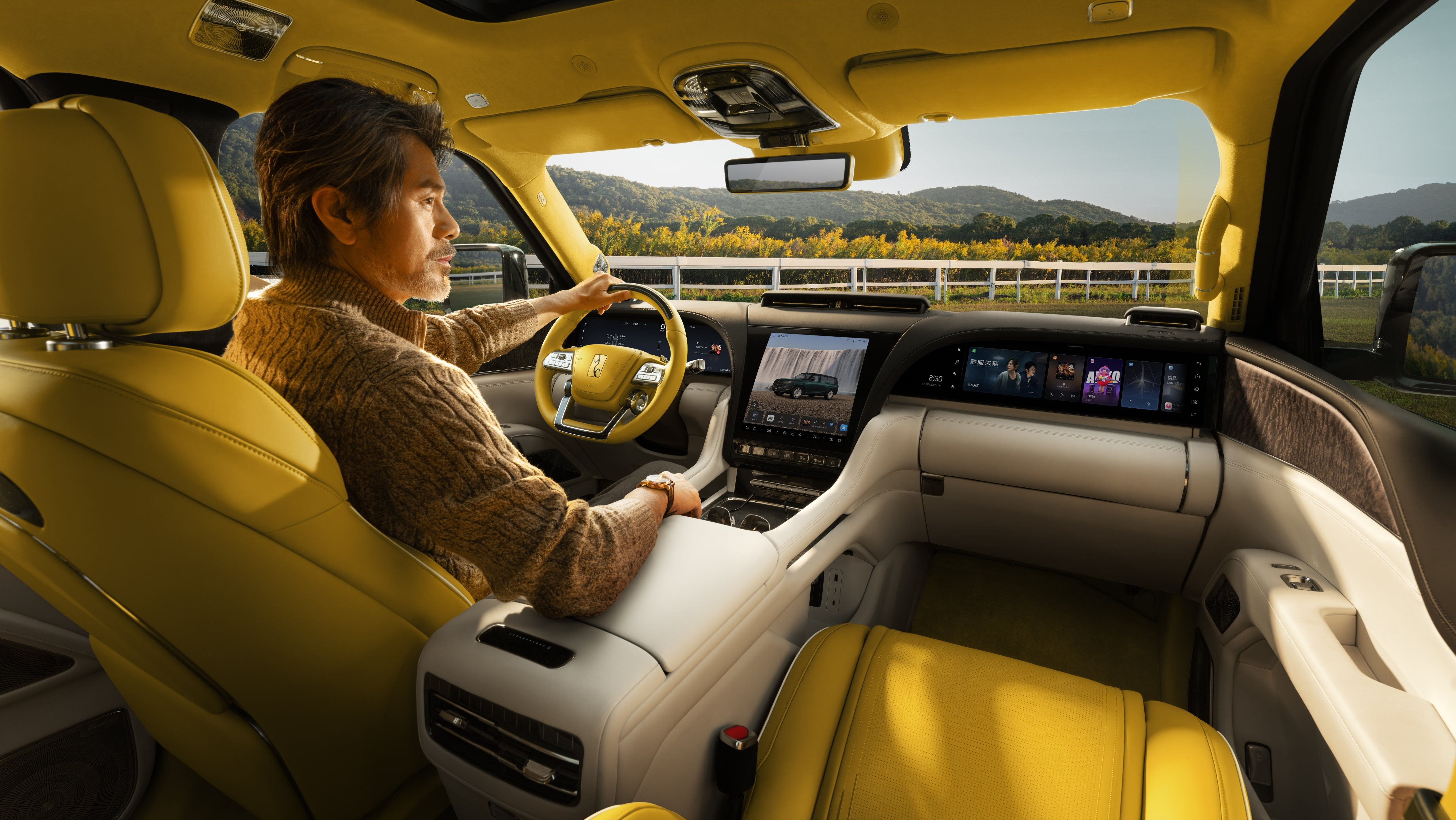 北京车展跑了一圈，结果在仰望那儿走不动道了。