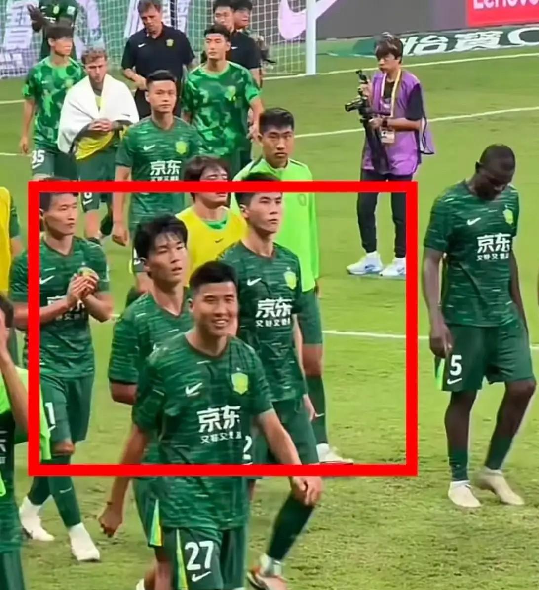 1、昨晚中超联赛，国安2:3海港，队长王刚昨晚替补登场，但他赛后又“整事”了，原