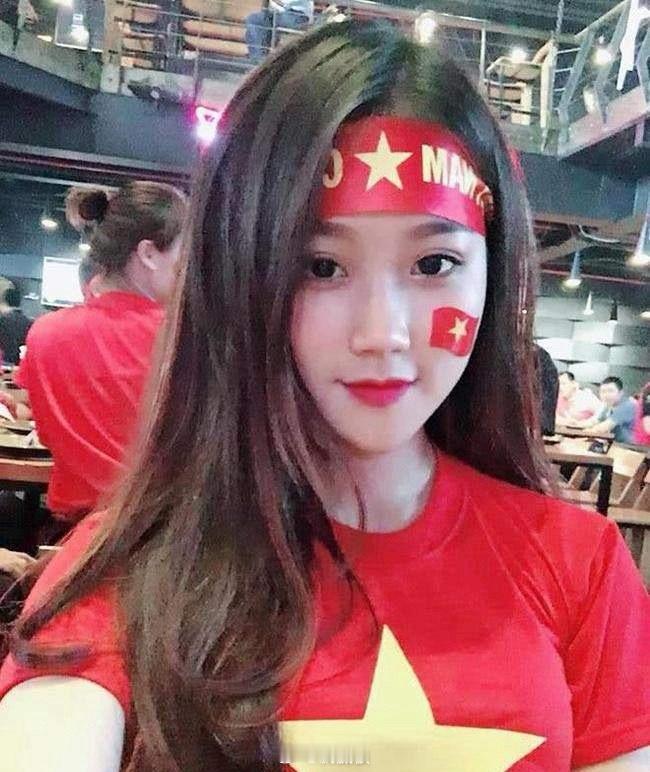 扎心了！越南足球再次“成为笑话”！越南U170–3澳大利亚U17，越南赛前喊
