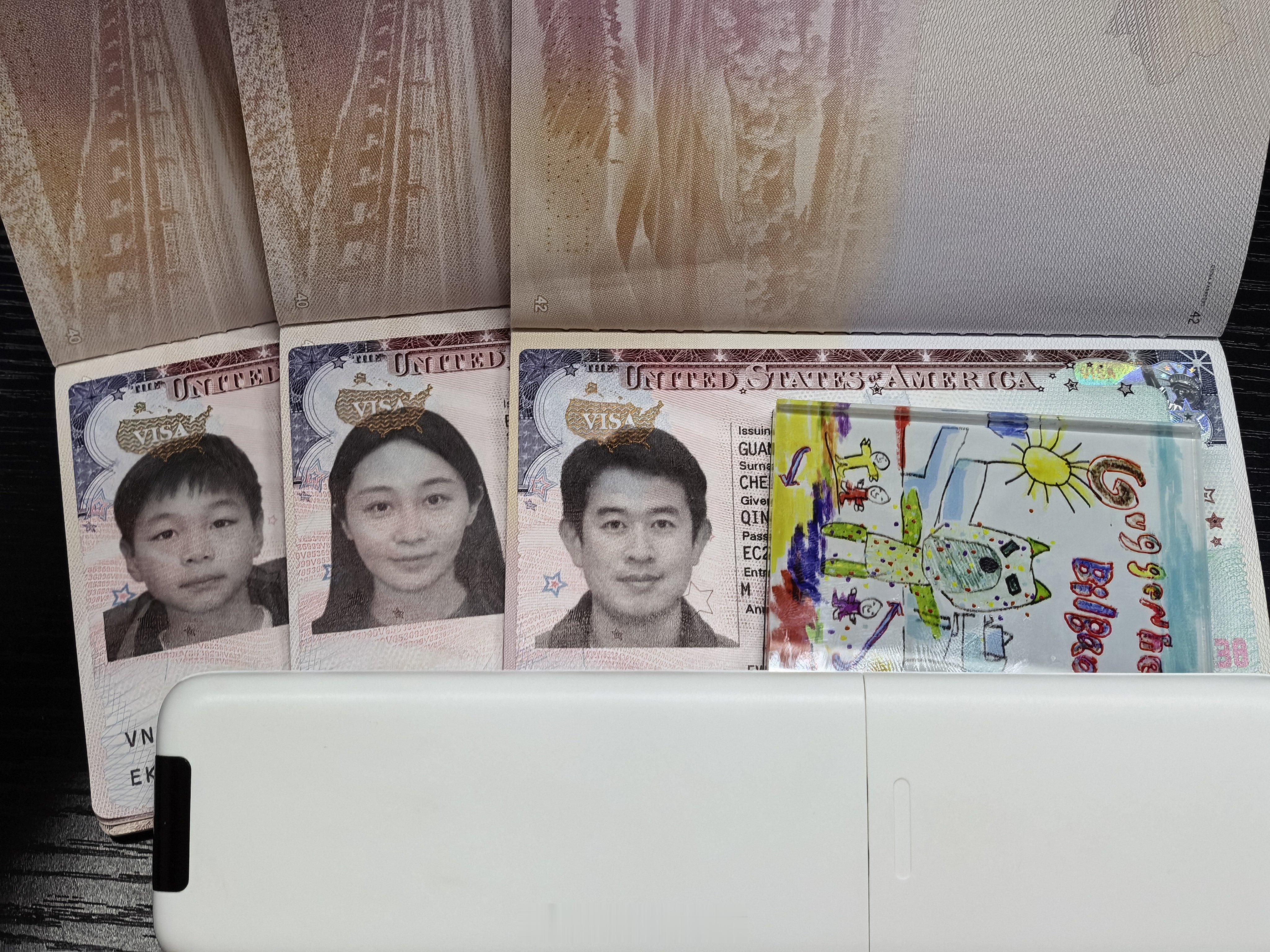 佛得角门将封神这几天早上起来热搜前几位都是世界杯。正好孩子放假了，全家人都美