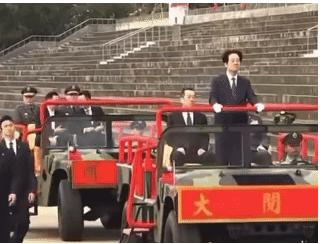缝缝补补又三年。美国给赖清德的饼还没吃完。新的考验就来了！“阅兵”仪式