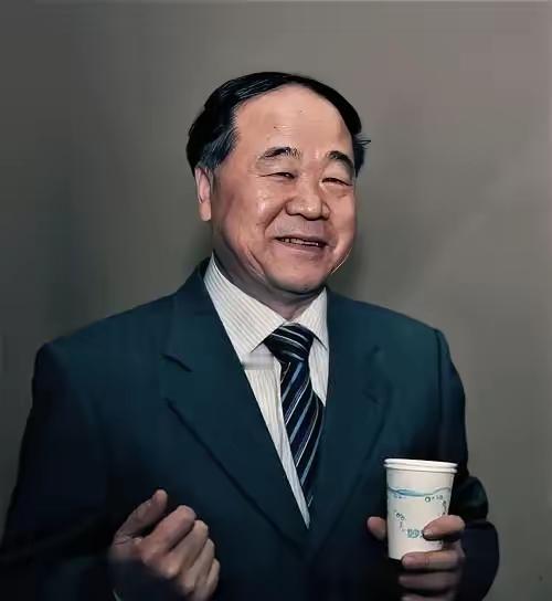 莫言一针见血说：“如果你得罪了一个人，结果却被一群人，欺负、排挤和孤立，