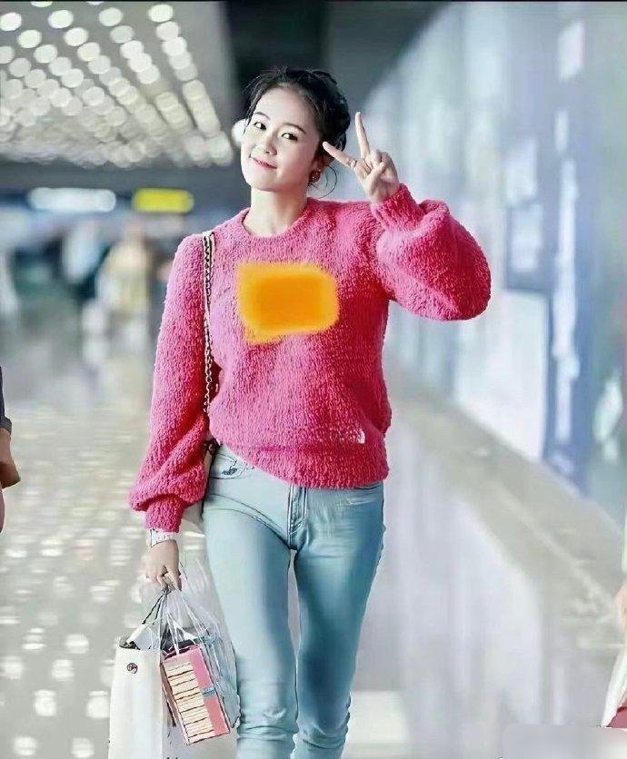 于‎⁠正眼光是真的毒﻿辣‎‏，白鹿还没‎火‏‏那会儿就⁠⁠已经特别漂亮了。还有人