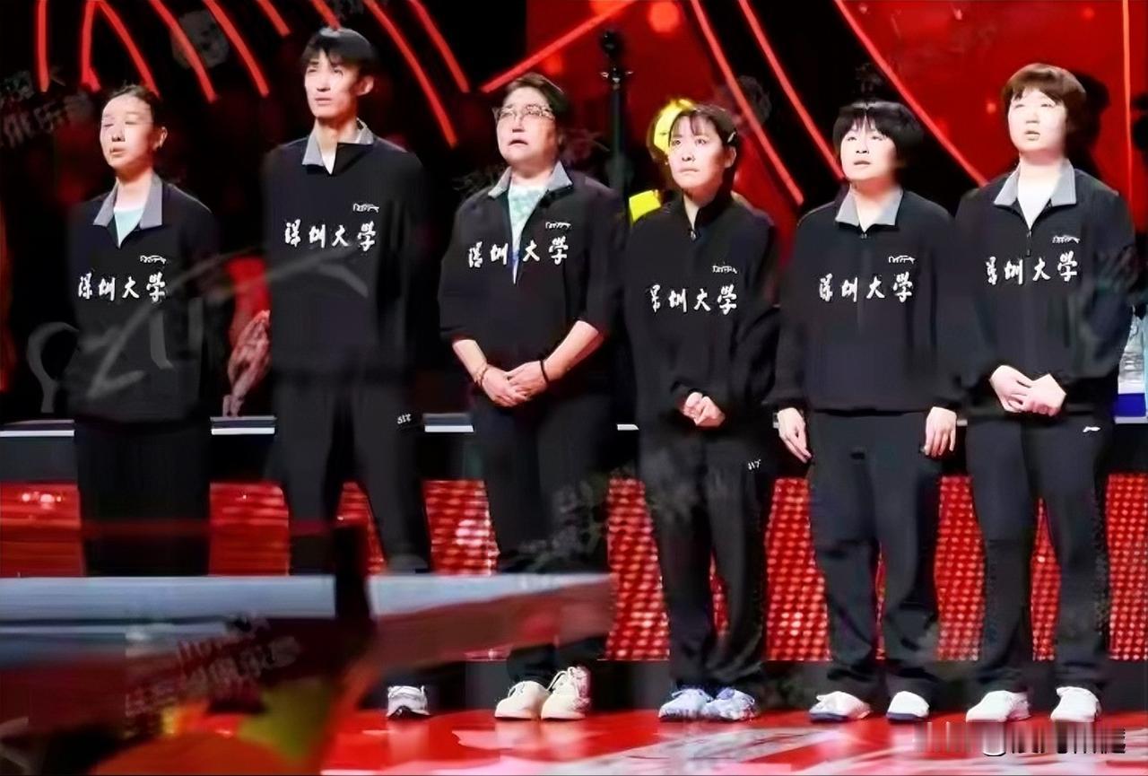 乒超联赛总决赛：深圳大学3比1山东鲁能山东鲁能队的排名布阵有点意思，在孙颖