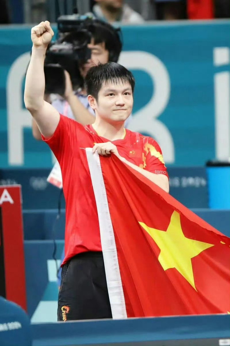 段老称樊振东是国乒领军人物国乒和中国乒协是不是应该正面回答下樊振东何时能回国家