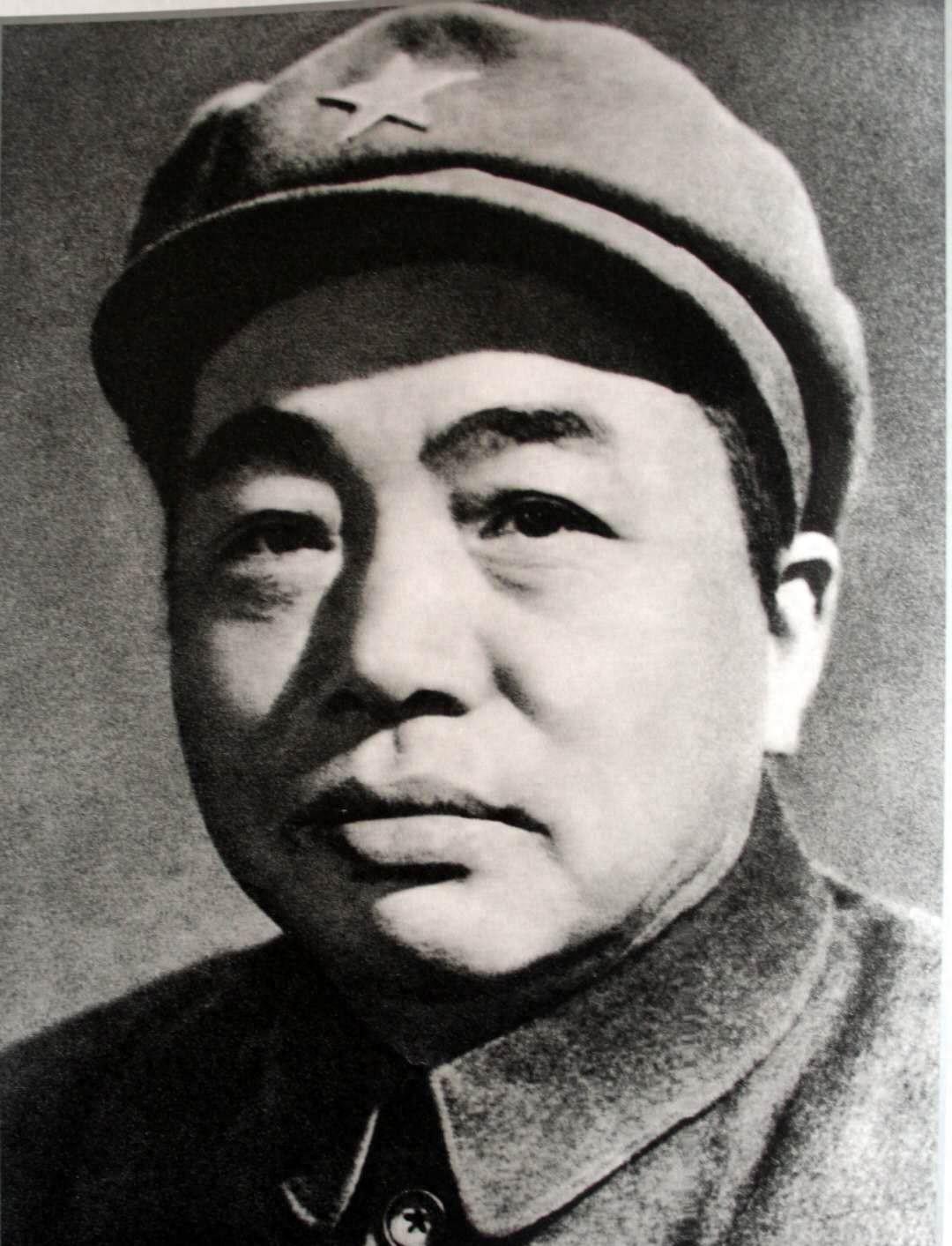 彭德怀去世后遗留4.8万元，无子女身后财产浦安修为何分给11位亲友？1979年