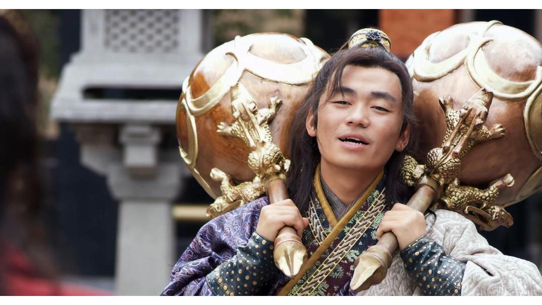马上关羽马下张飞？遇上隋唐第一猛将李元霸究竟谁能取胜要是把三国里的“万人敌