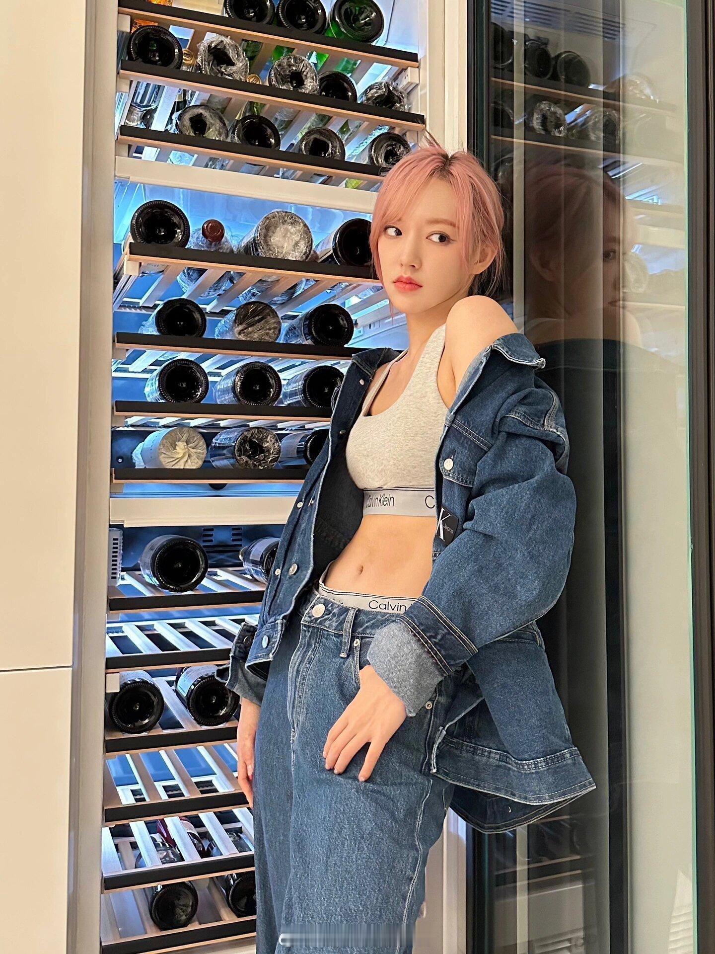 程潇粉发合辑，是辣妹小腰精潇潇​​​
