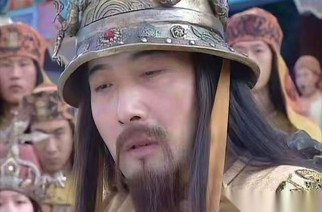 曾国藩、李鸿章真该给洪秀全磕一个。真的。最大的“神助攻”，从来都不是队友给的，