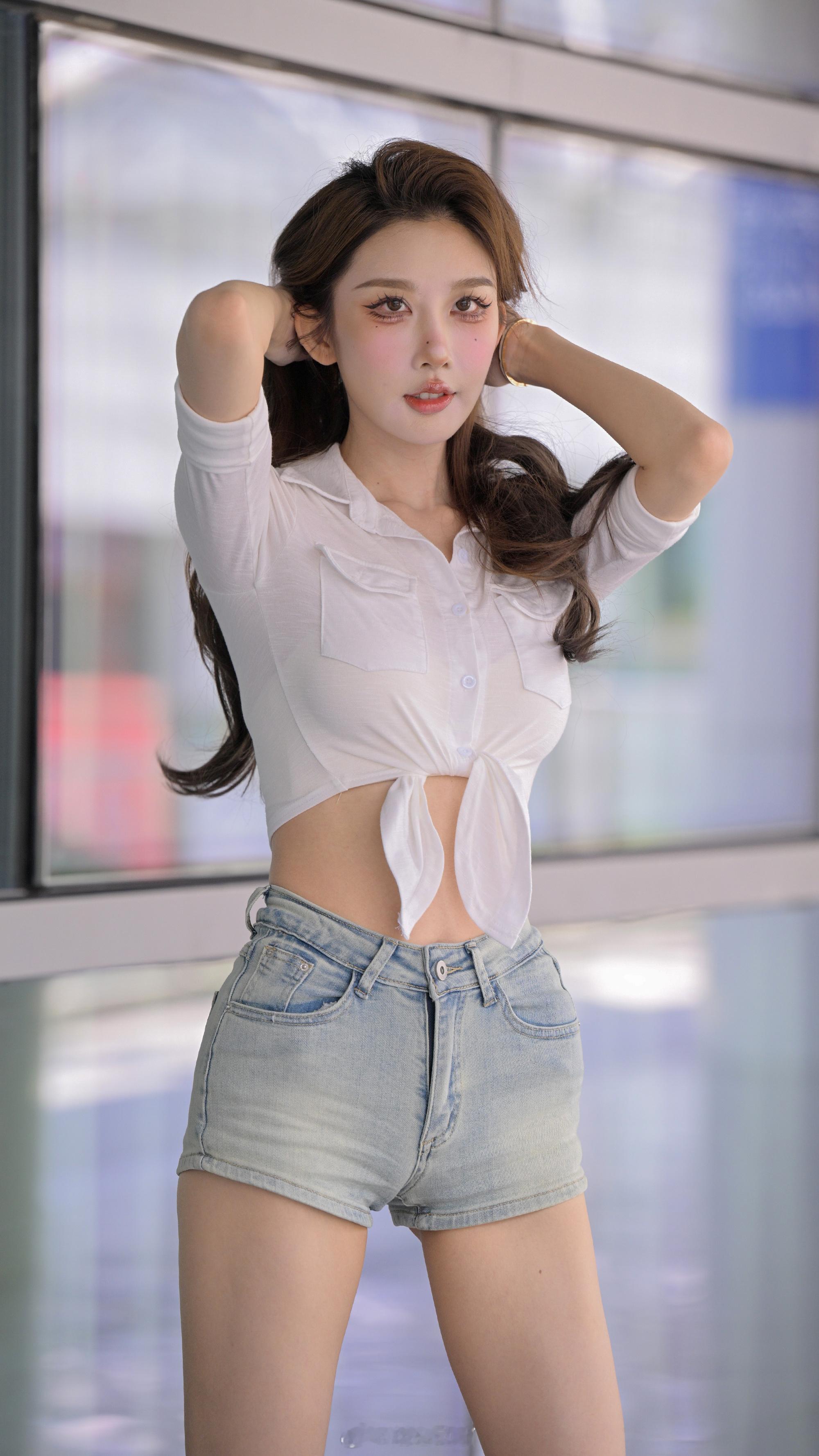 清爽又显身材，谁穿谁是辣妹！7506街拍我的摄影日记街拍穿搭时尚街拍