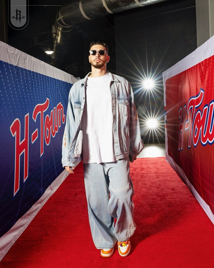 火箭新王登基！申京准三双比肩杜兰特，西部黑马8胜3负背后的真相