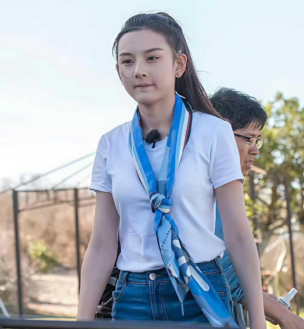 原来她小时候就这么漂亮了，怪不得外国网友怀念她