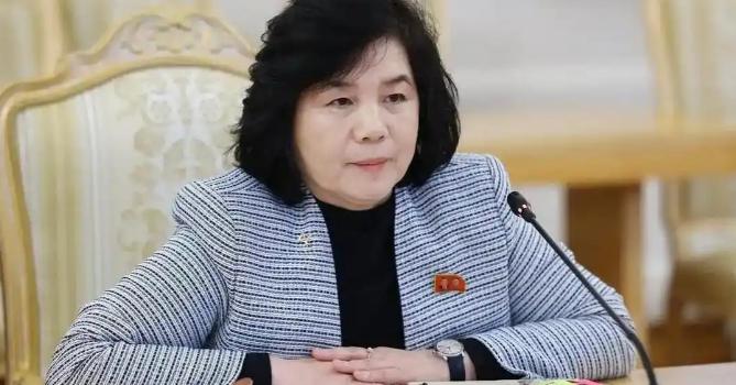 11月14日朝中社爆料，朝鲜外务相崔善姬发长文怒怼G7所谓的“完全无核化”，并且