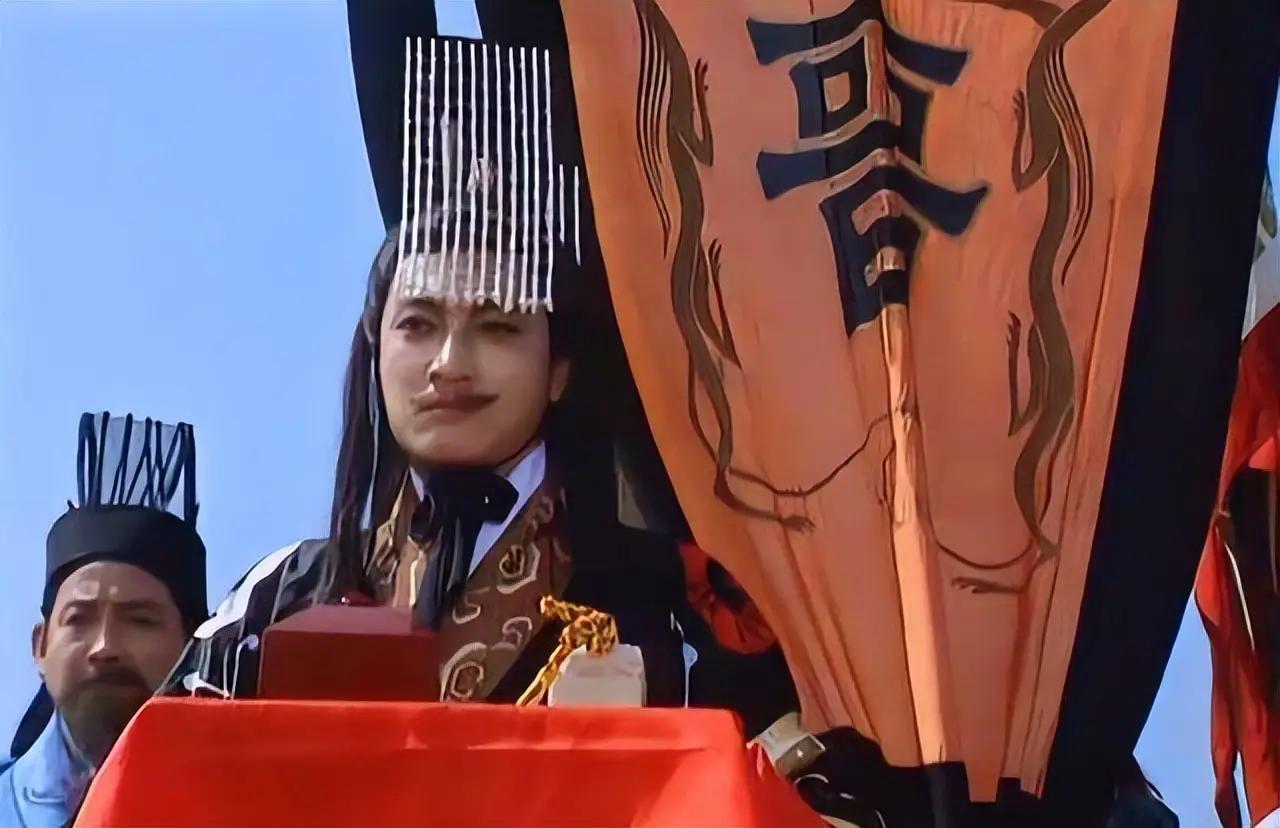 【司马炎明知道儿子智商掉线，为啥还把皇位塞给他？】很大一部分原因，就是世家大