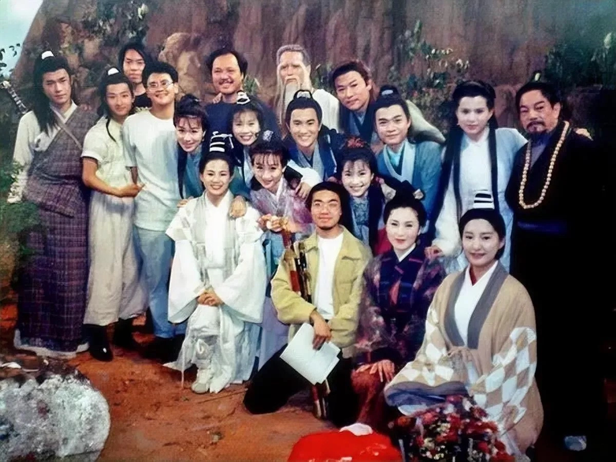 这么多演员，你知道这是在拍什么吗？