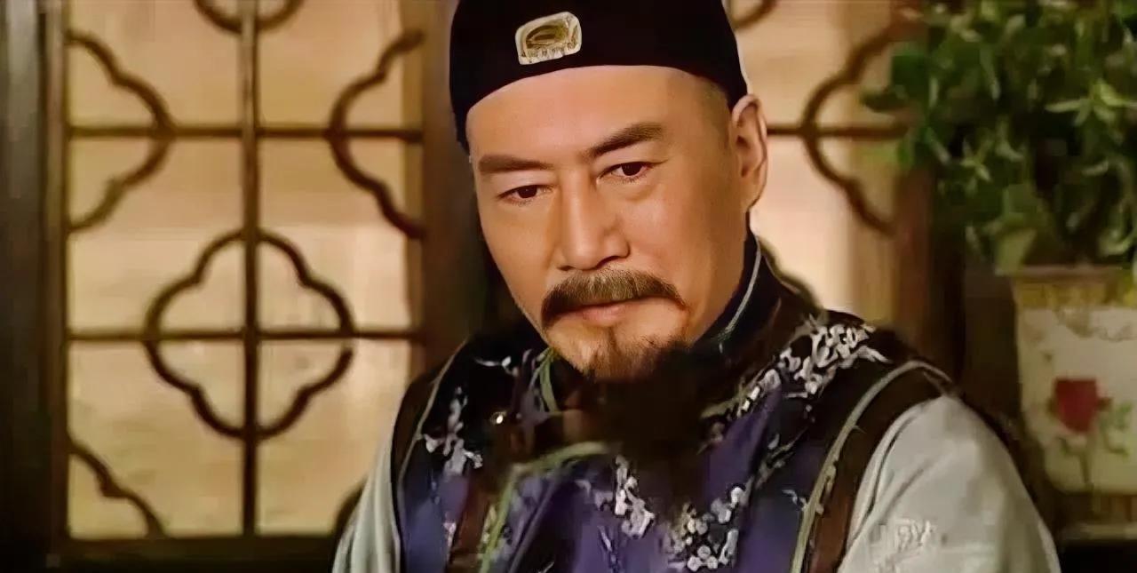 事实证明:在《雍正王朝》中，让雍正丢下杀年羹尧的最后一根稻草的人是张廷玉。因