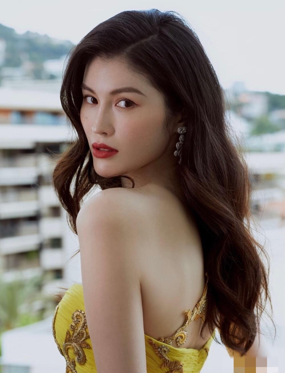 何穗孕期只胖10斤引热议：原来不长胎不长肉，真不是天生的何穗分享孕期控重秘