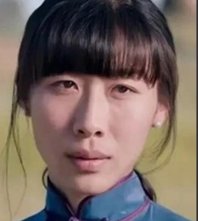 这个世界我最想不通的人，就是任素汐了。你说任素汐长相一般，不漂亮不惊艳，可就