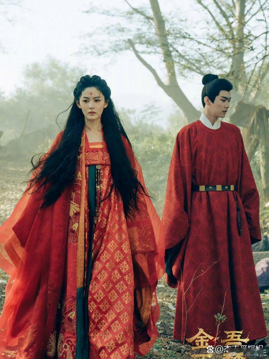 于正现在疯狂在推赵晴主演的古装偶像剧《金吾不禁》，但是放出来的路透只能说一般般吧