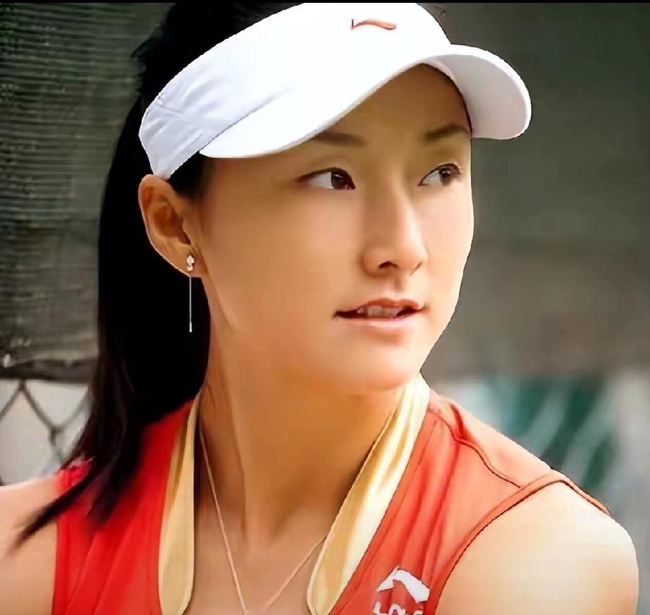 比郭晶晶还猛！晏紫巅峰嫁百亿豪门，7年生4娃活成顶级阔太中国网球大满