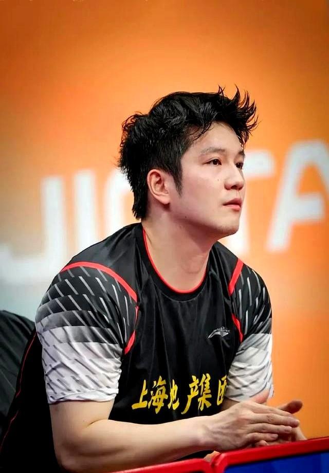 乒超联赛这波操作，简直是把“搞事情”三个字写在了脸上！樊振东回归首战撞上王楚钦，