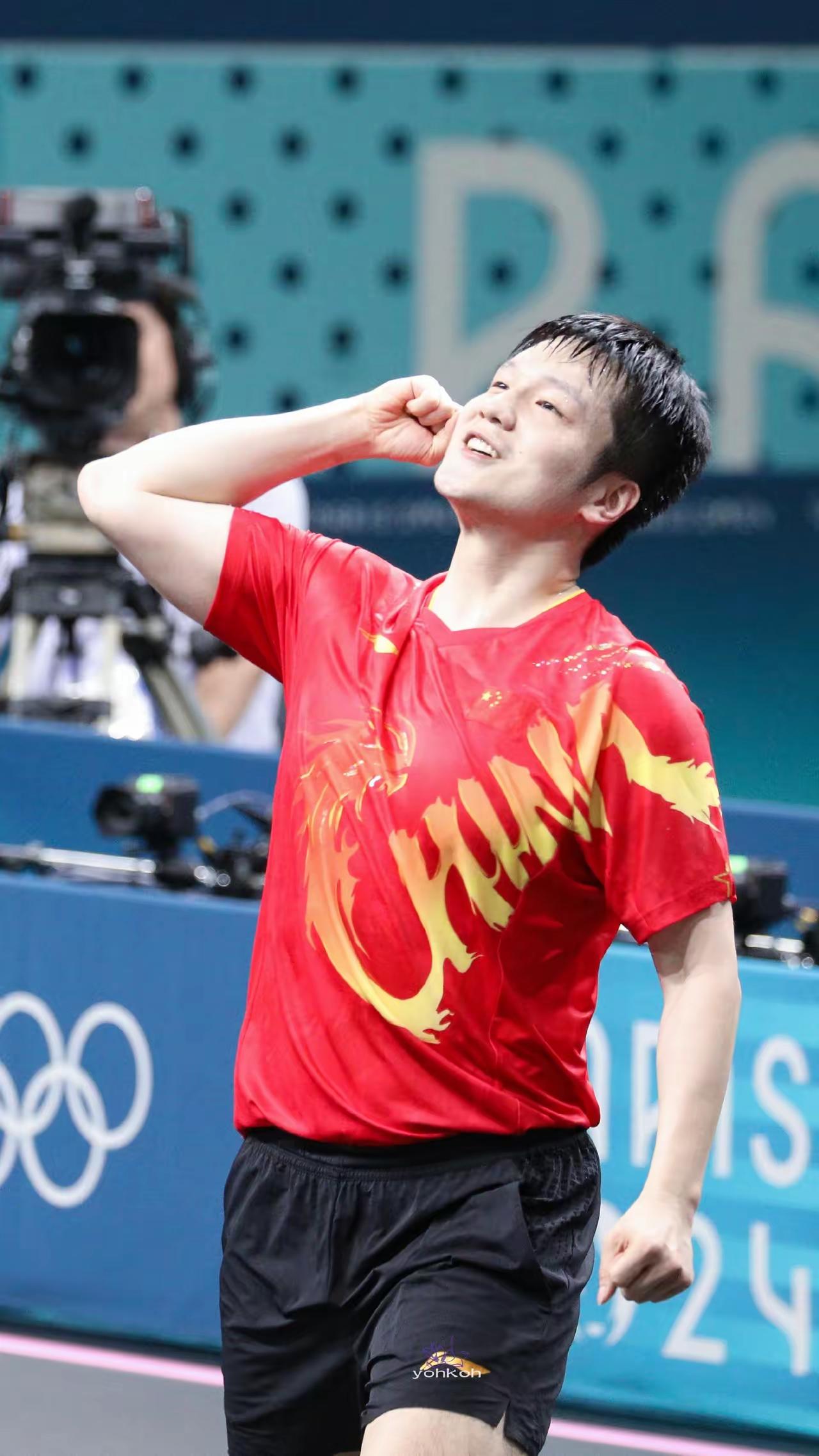 王励勤一句正在积极联系中引发了无限的遐想，马上世乒赛了，百年大赛，团体赛缺一