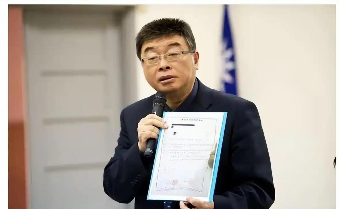 李敖之子李勘直言：大陆网民误以为邱毅在台湾很有影响力！真实情况让人大跌眼镜，邱毅