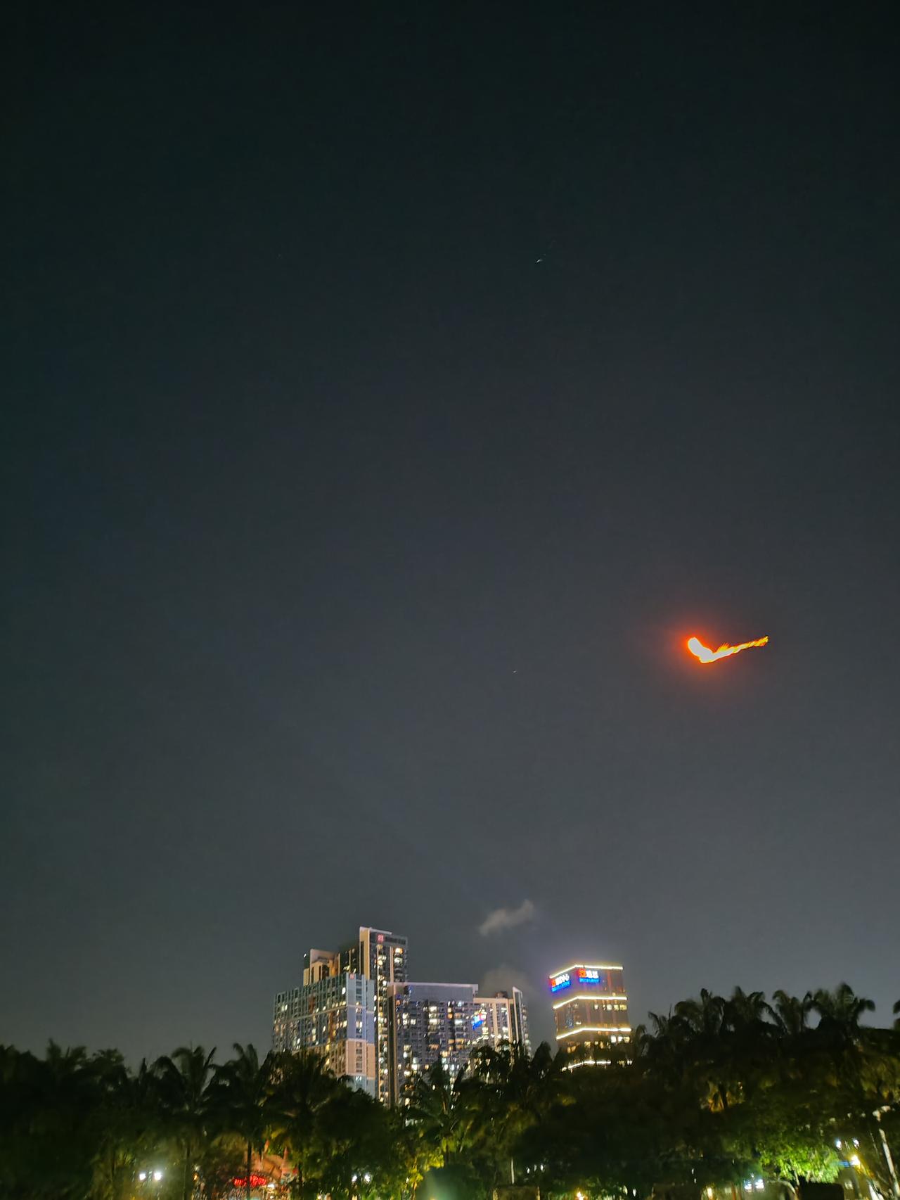 业绩对股价的影响真不是简单的“业绩好股价就涨”。就说2026年上半年，券商业绩那