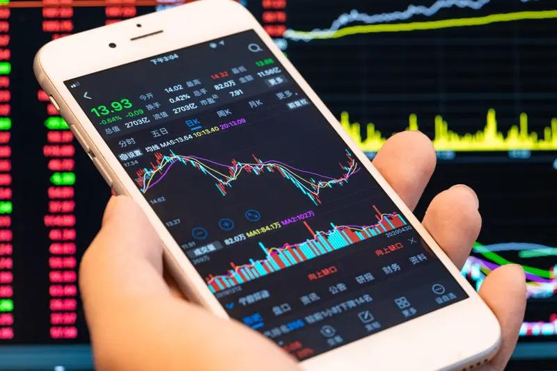 死磕一只票，能赚十几倍。好多人入市就炒一只股，他们的做法其实很简单，就是高抛