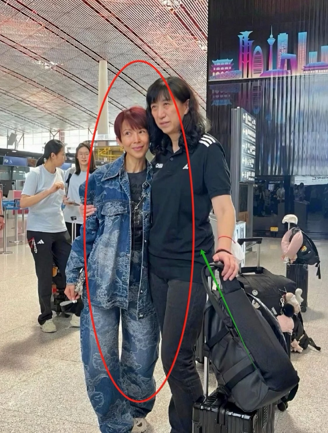 这真的是蔡少芬吗？