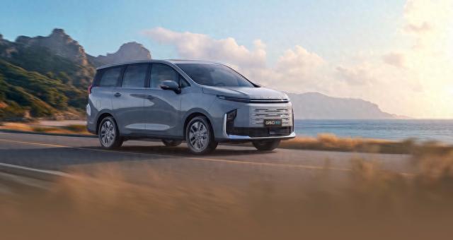 家用MPV G50 混动推荐理由爆表！空间大、油耗低，家庭出