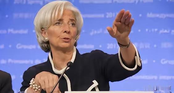 达沃斯晚宴，有人噎着，有人愤然离席，欧洲才知道被人羞辱的滋味，中国又躺枪！当