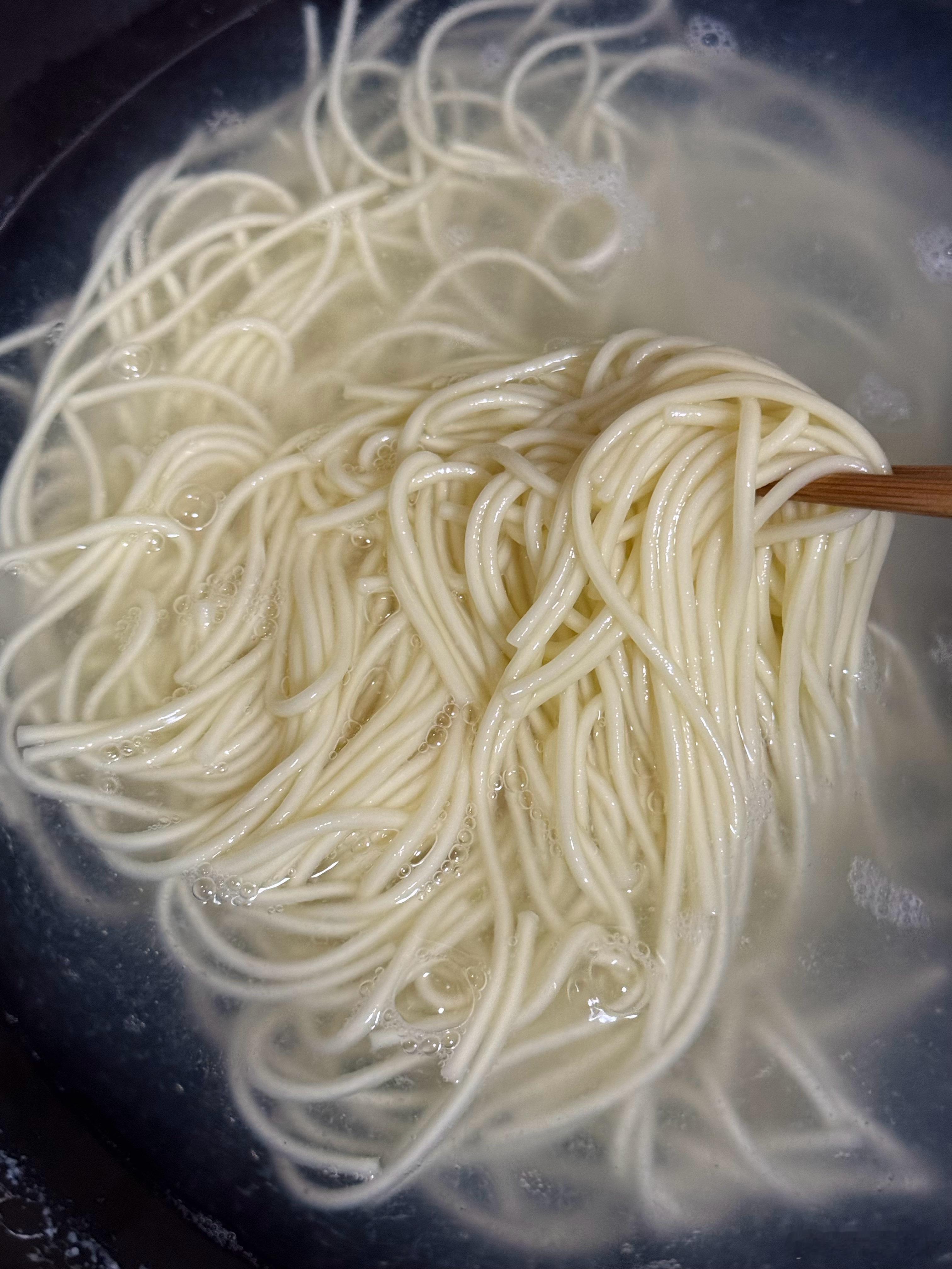 深夜碗杂面[滑稽笑]​​​