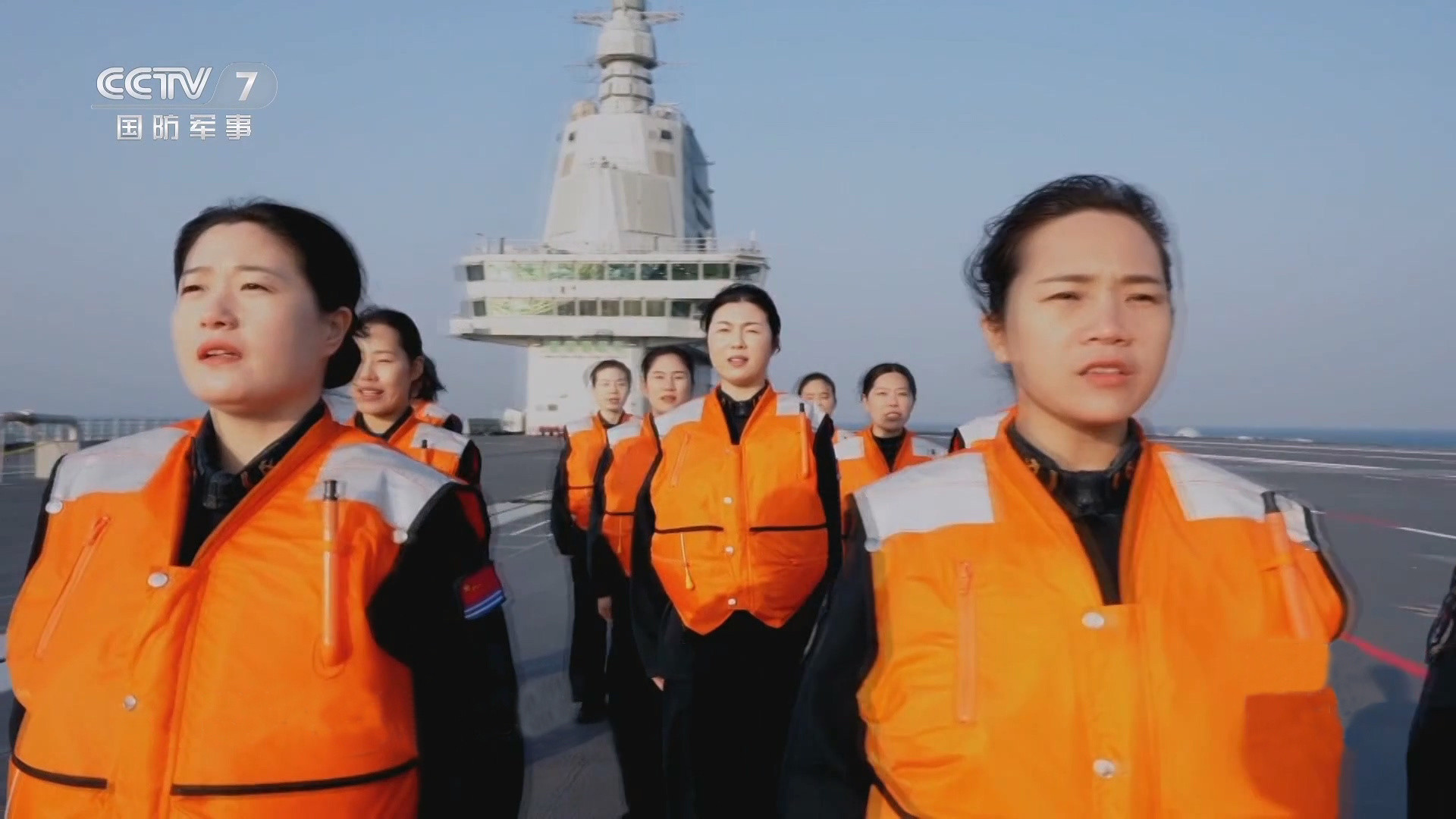 福建舰女舰员​​​