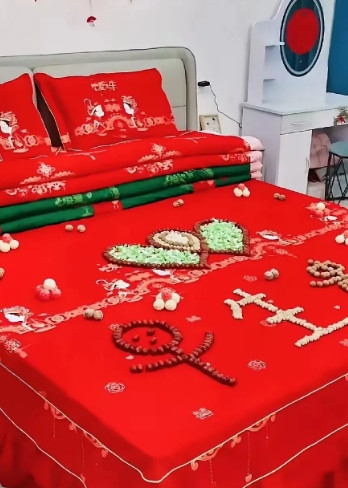今天和女儿未来的公公婆婆吃饭喝酒，我提了12点要求。不过分吧1.要求一、彩礼我