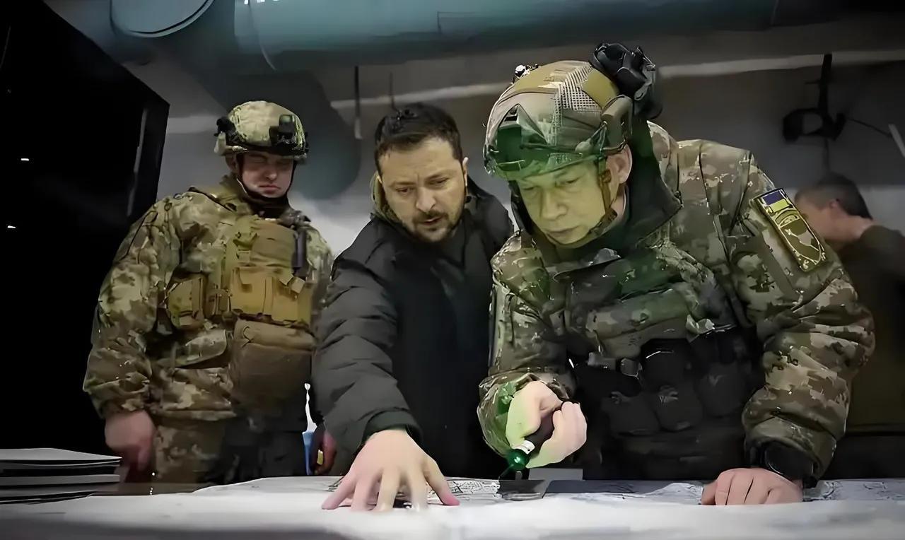 泽连斯基终于沉默了。据俄新社11月8日报道，乌军10月份逃兵人数达21650人