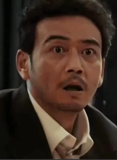 《以法之名》，全剧最悲催的人应是杨烁了，他说当初导演找他的时候说这个角色“贯穿始