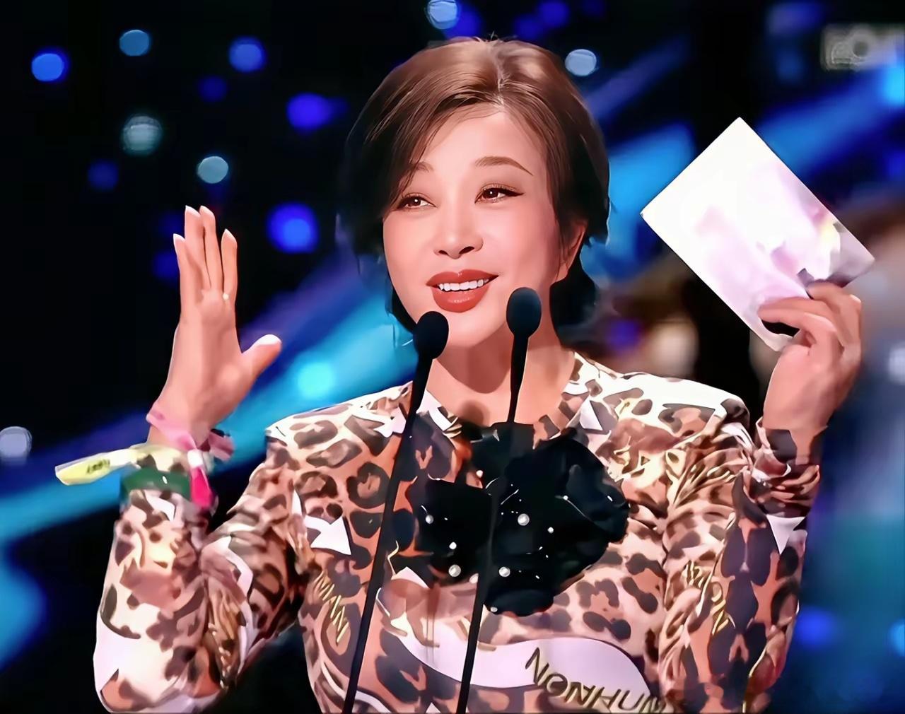 不光柯淳没想到，估计繁花团的其它姐姐们也没想到，她们三个都没想到，刘晓庆代表繁花