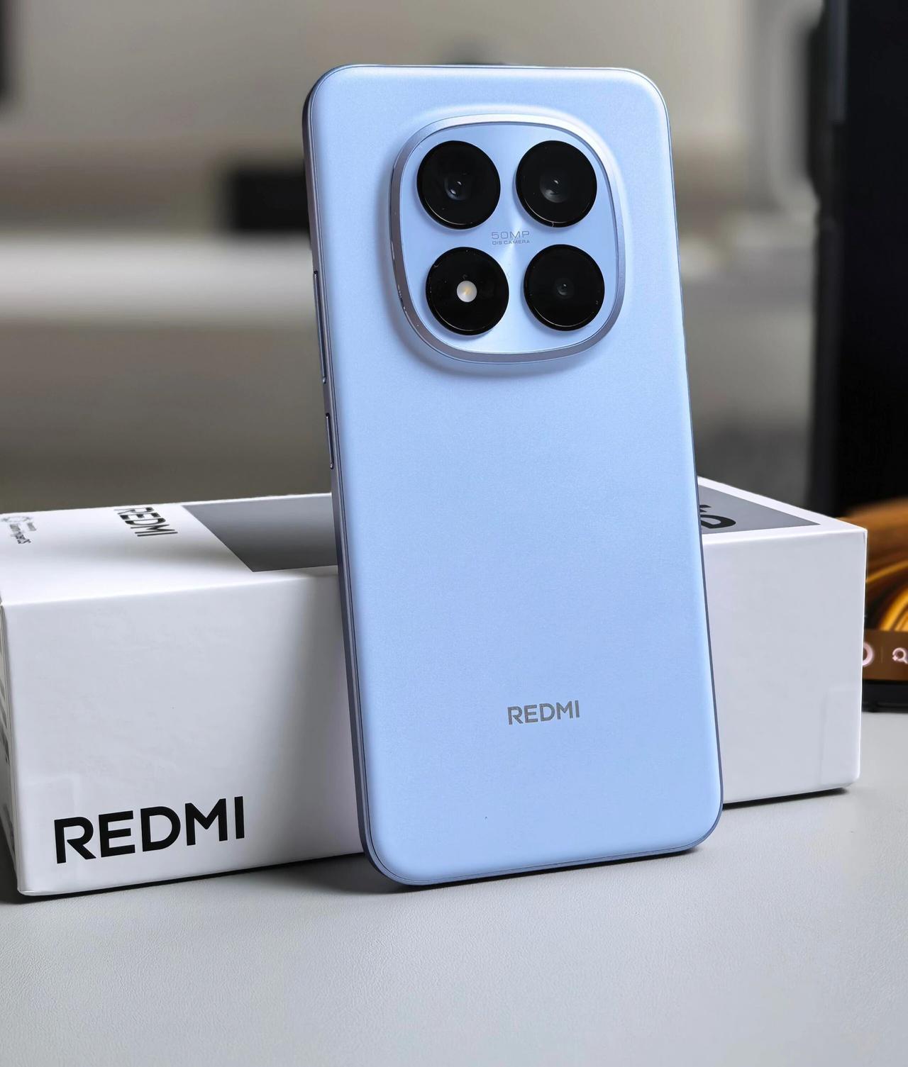 红米Note15Pro+上手：千元机品质天花板？这代小金刚整体用料不错，屏幕后盖