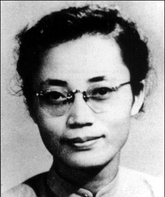 1950年，潜伏在台湾的女地下党，在被敌人抓捕的前夕，突然说：“天气有些阴，可能