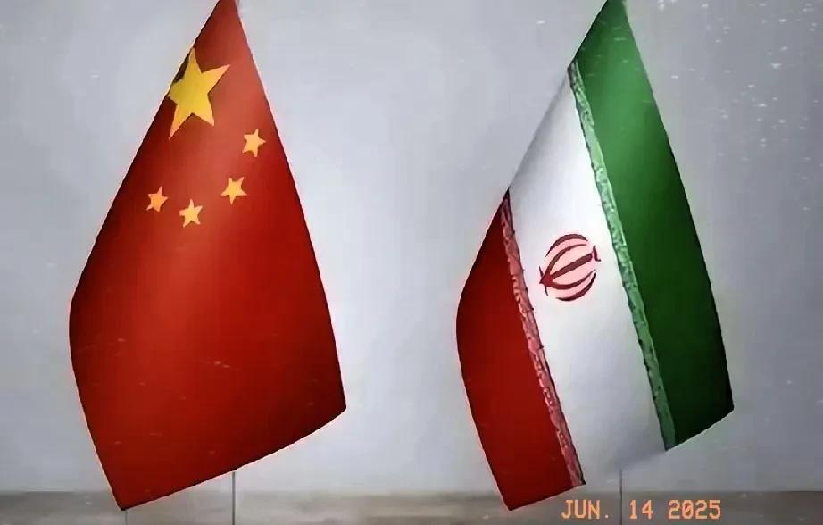 以伊战争爆发，中国正式亮明态度！首先这与巴冲突大不相同，中国没有再劝说双方停火停