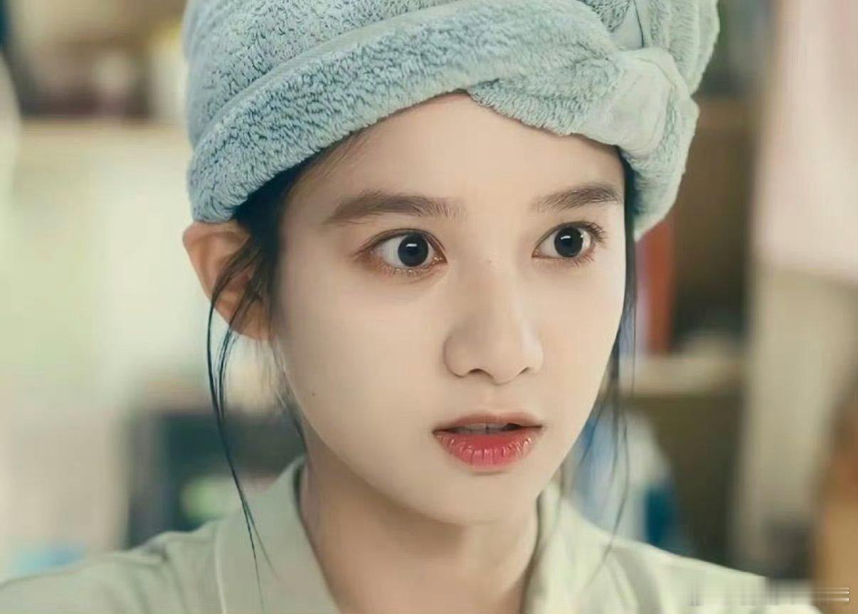 陈妍希张婧仪干发帽的正确用法完全正确✅三年前的公主我永远记得小点燃真的好看