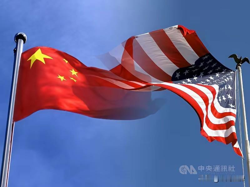 「红色警告」响彻南海，黄岩岛海域风云突变。美国航母“华盛顿”号9日硬闯这片敏感海