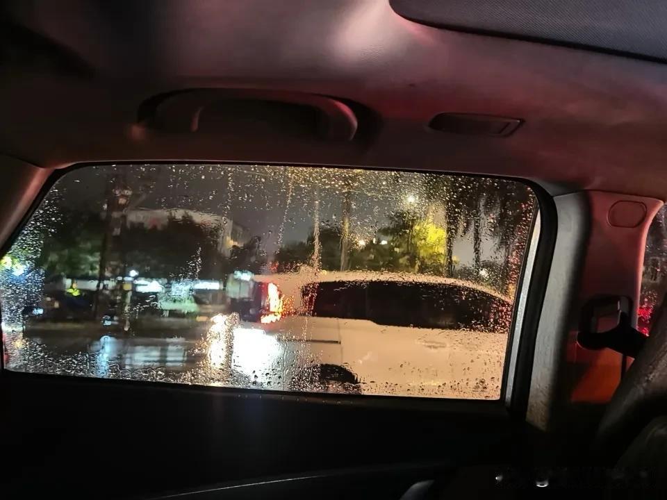 检察机关如何监督侦查行为?——被害人的维权指南尊敬的各位朋友,我是北京陈律师