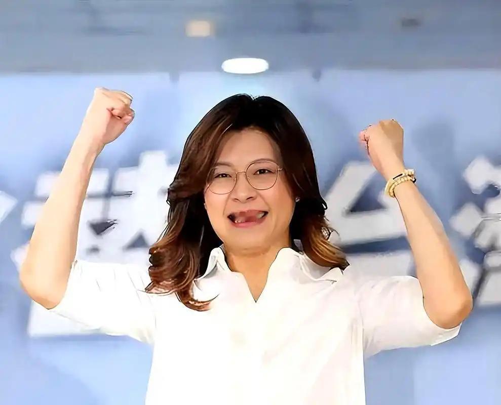 就在刚刚，据台湾《中国时报》放出重磅消息：国民党主席郑丽文，敲定6月1日启程前往