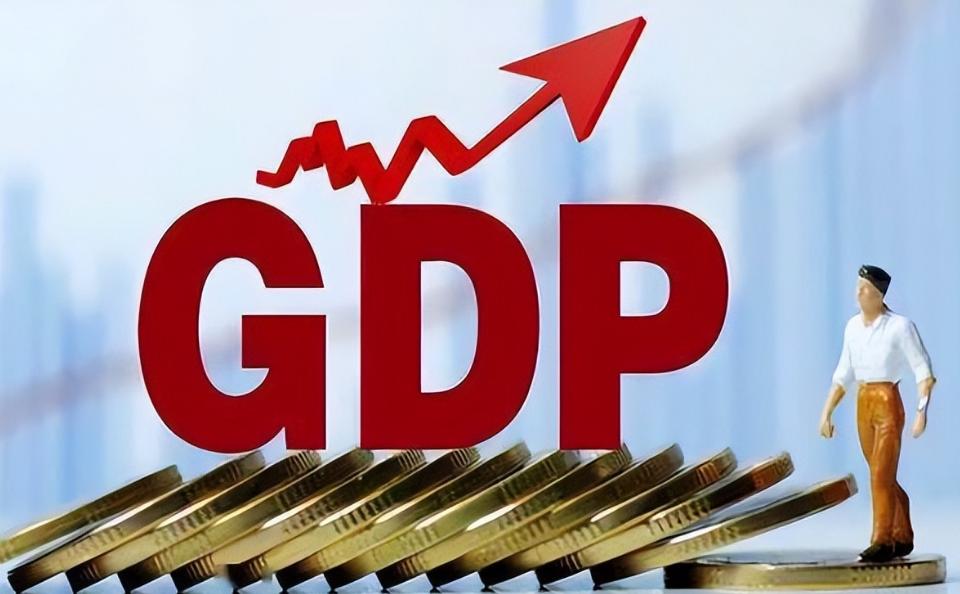 差距越来越大，中国经济还能追上美国吗？2025年中国GDP是140万亿人民币，换