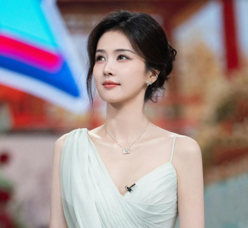 白鹿陆虎相识十年，缘起微末时顶峰未走散白鹿和陆虎这俩平时看着没多少交集的
