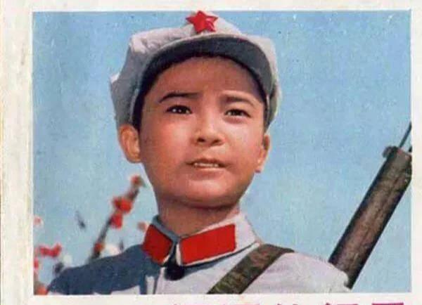 抗日时期牺牲的4位小英雄，年龄最小的仅5岁第一位：王二小。在河北平山的山岗上